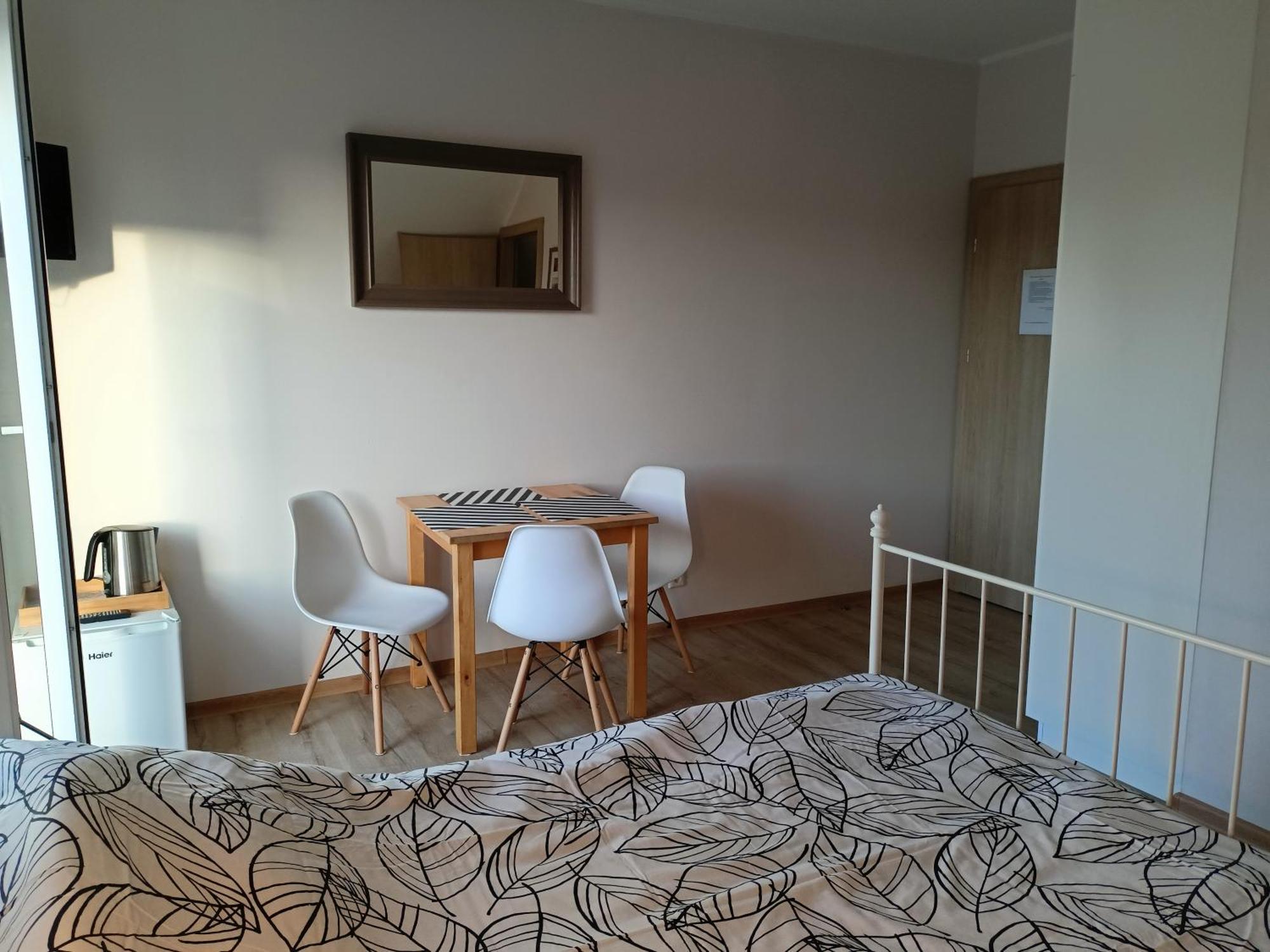 Anna Apartment Czarny Mlyn Phòng bức ảnh