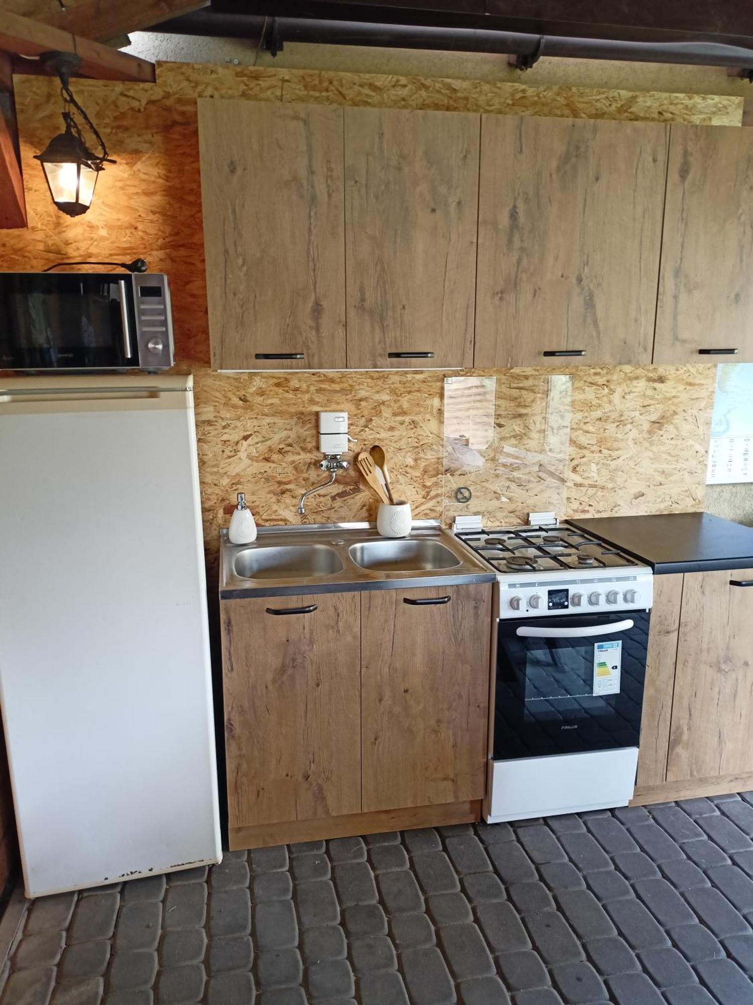 Anna Apartment Czarny Mlyn Ngoại thất bức ảnh